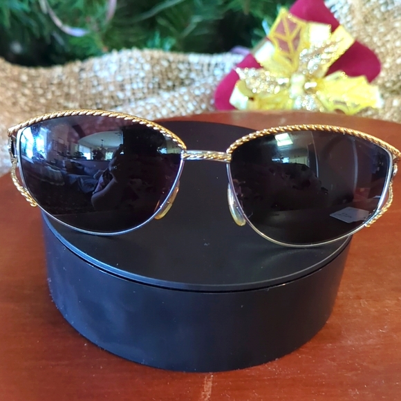 Fendi Sunnies Size 140